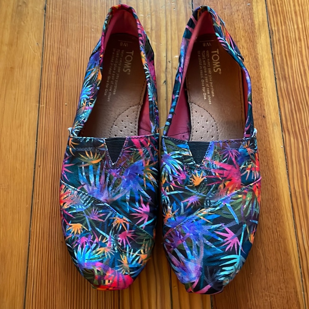 COPY - Toms shoes with colorful plant print